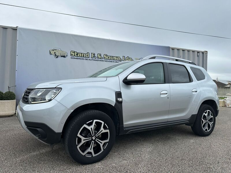 Cinza Usado 2021 Dacia Duster Prestige SUV | € 19.750 (Preço elevado) - Imagem 1/4