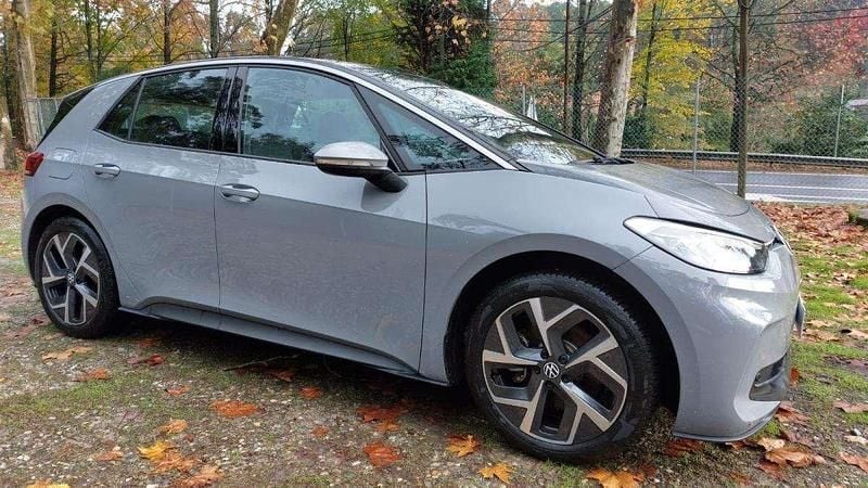 Cinzento Usado 2024 VW ID.3 Citadino | € 29.450 (Super Preço) - Imagem 1/4