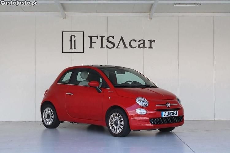 Usado Fiat 500 Dolcevita 70 HP (51 kW) 2022 Vermelho
