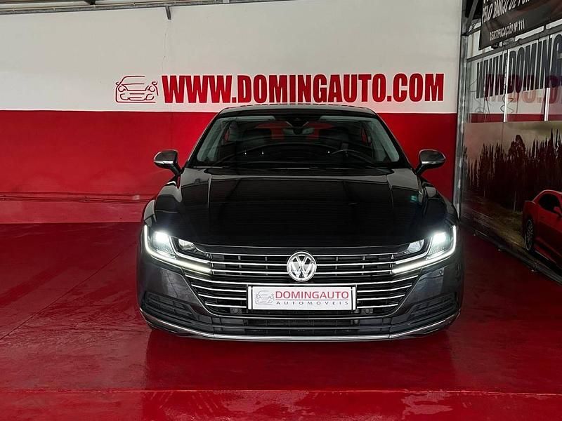 Usado VW Arteon Elegance 150 HP (110 kW) 2019 Cinza Citadino