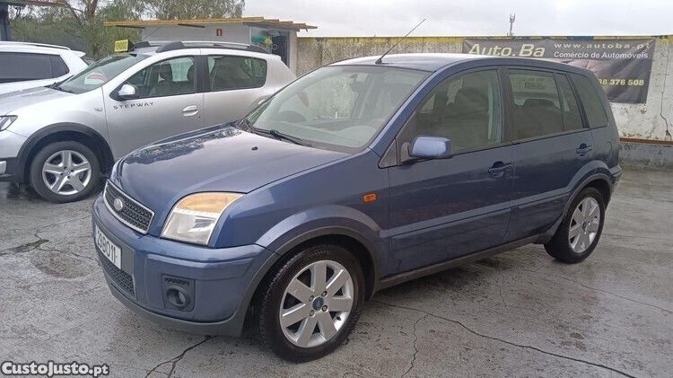Azul Usado 2006 Ford Fusion Trend Citadino | € 3.900 - Imagem 1/1