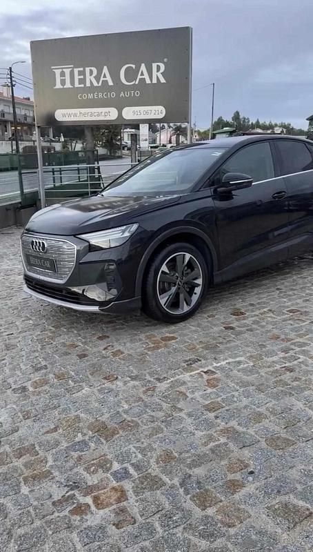 Preto Usado 2022 Audi Q4 e-tron SUV | € 40.490 (Preço elevado) - Imagem 1/1