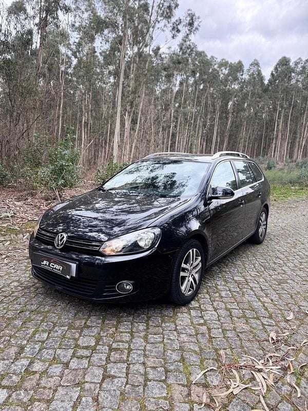 Usado VW Golf VI 105 HP (77 kW) 2010 Preto Citadino