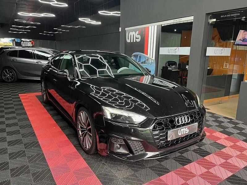 Preto Usado 2021 Audi A5 Sportback Citadino | € 28.950 (Bom preço) - Imagem 1/4