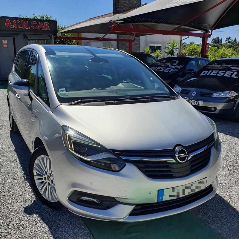 Cinza Usado 2018 Opel Zafira Dynamic Monovolume | € 17.750 (Preço elevado) - Imagem 1/4
