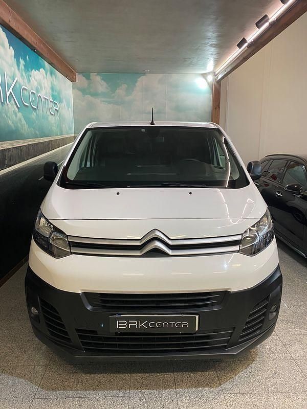 Usado Citroën Jumpy 122 HP (89 kW) 2020 Branco Monovolume