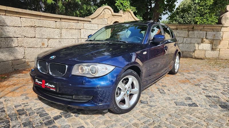 Azul Usado 2010 BMW 118 Citadino | € 10.990 (Preço elevado) - Imagem 1/4