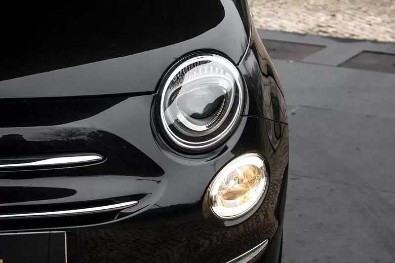 Usado Fiat 500 Dolcevita 70 HP (51 kW) 2021 Preto Citadino