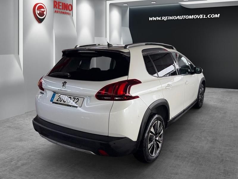 Usado Peugeot 2008 110 HP (80 kW) 2018 Branco SUV