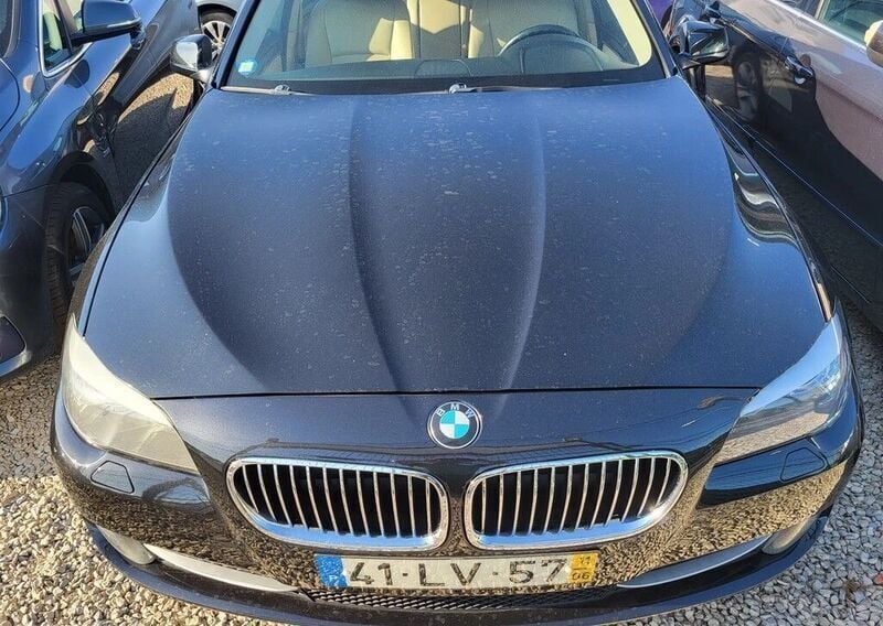 Usado BMW 520 Exclusive 184 HP (135 kW) 2011 Preto Sedan