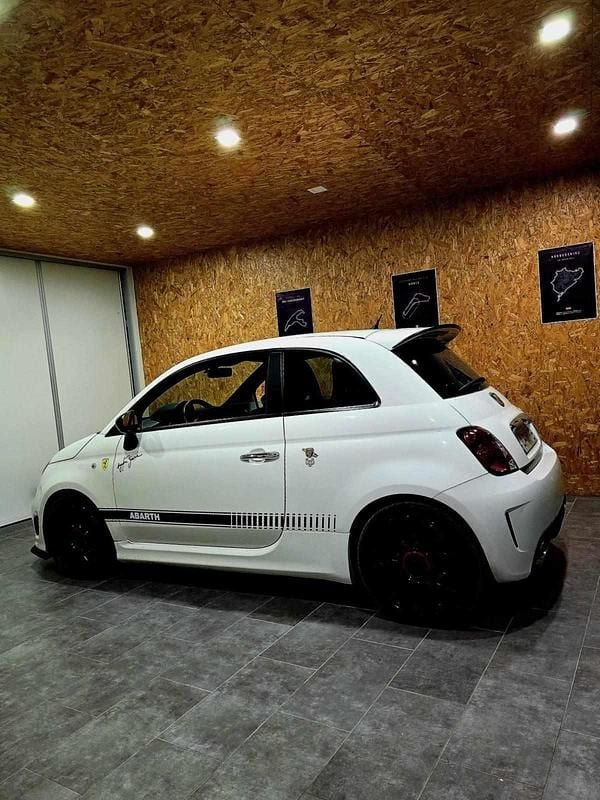 Branco Usado 2012 Abarth 595 Competizione Citadino | € 15.000 (Preço justo) - Imagem 1/4