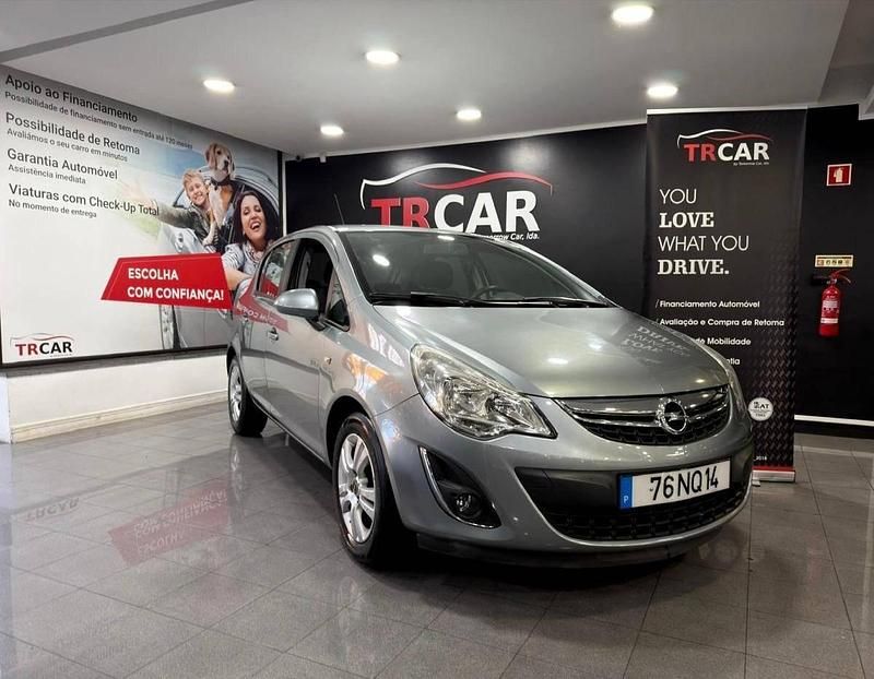 Cinza Usado 2013 Opel Corsa Enjoy | € 7.500 (Preço justo) - Imagem 1/4