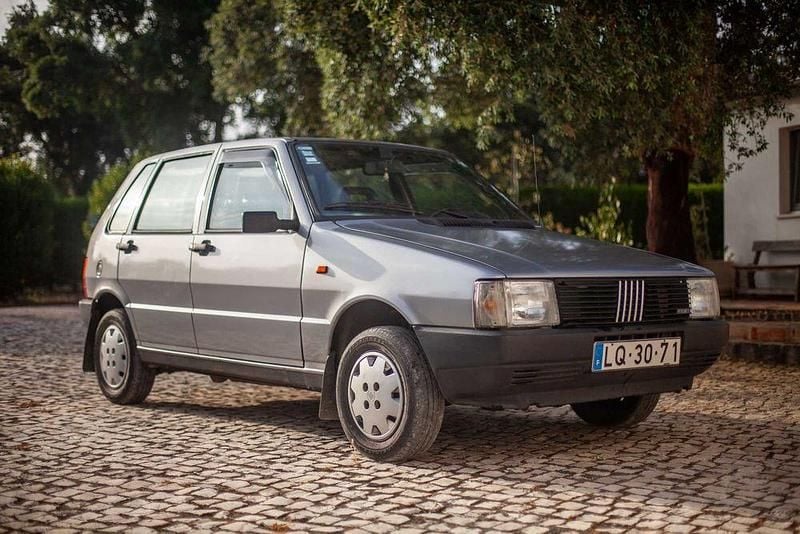 Usado Fiat Uno 58 HP (42 kW) 1988 Citadino