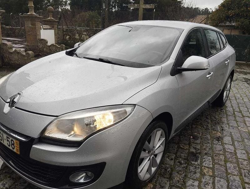 Usado Renault Mégane III 110 HP (80 kW) 2013 Sedan