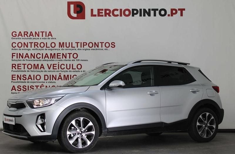 Cinzento Usado 2025 Kia Stonic SUV | € 17.950 (Preço justo) - Imagem 1/4
