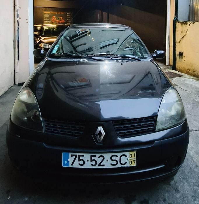 Usado 2001 Renault Clio II Sedan | € 1.670 (Preço justo) - Imagem 1/4