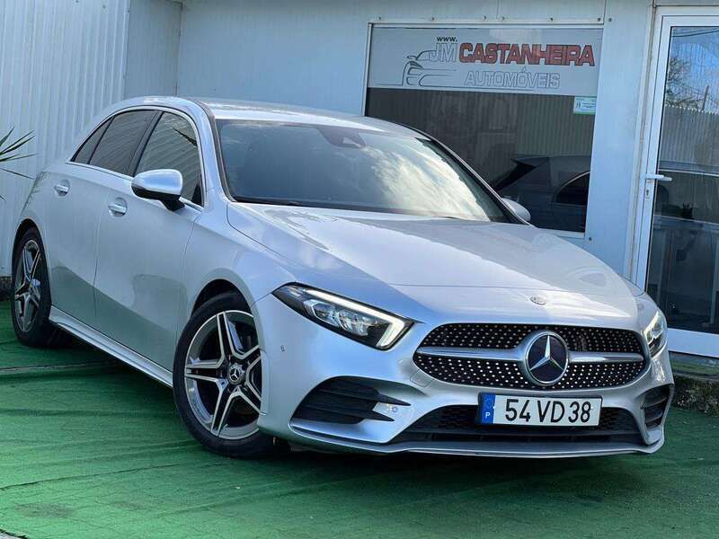 Cinza Usado 2018 Mercedes A180 AMG line | € 24.500 (Preço justo) - Imagem 1/4