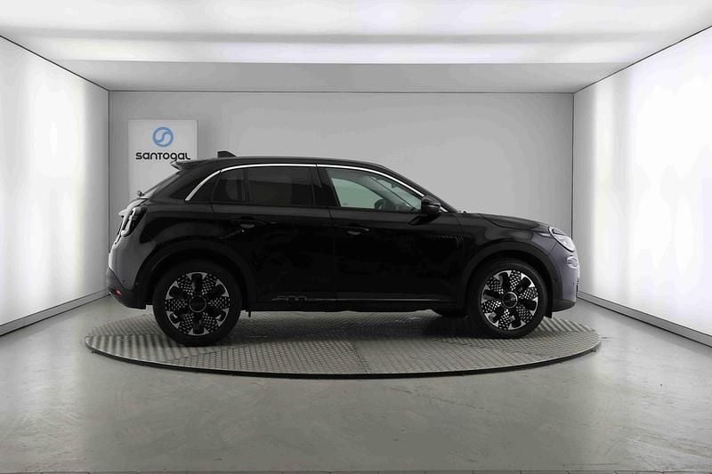 Usado Fiat 600 La Prima 136 HP (100 kW) 2024 Preto SUV