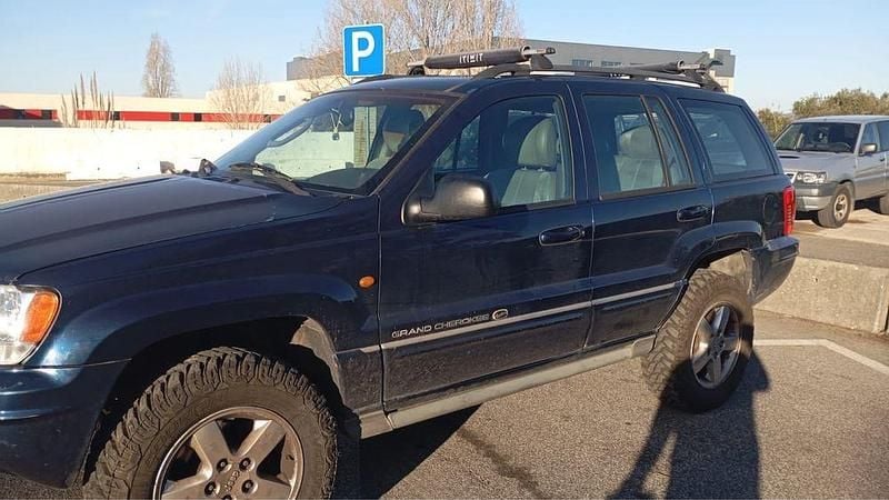 Usado 2004 Jeep Grand Cherokee Overland SUV | € 15.000 - Imagem 1/4