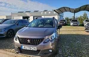 Cinzento Usado 2016 Peugeot 2008 SUV | € 13.600 (Caro) - Imagem 1/4