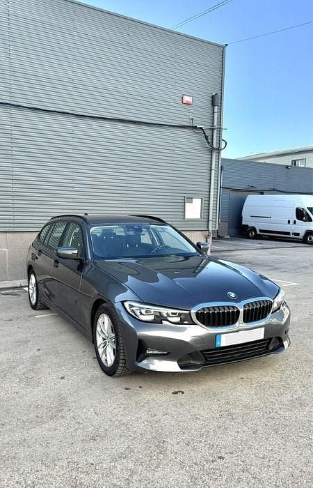 Usado 2021 BMW 318 Carrinha | € 25.000 (Super Preço) - Imagem 1/4