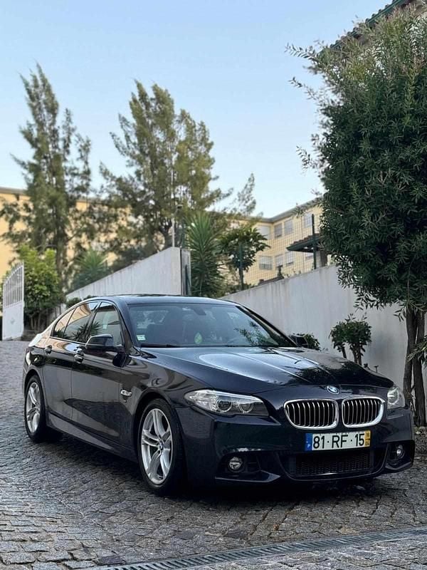 Azul Usado 2016 BMW 525 Sedan | € 22.999 (Preço elevado) - Imagem 1/4