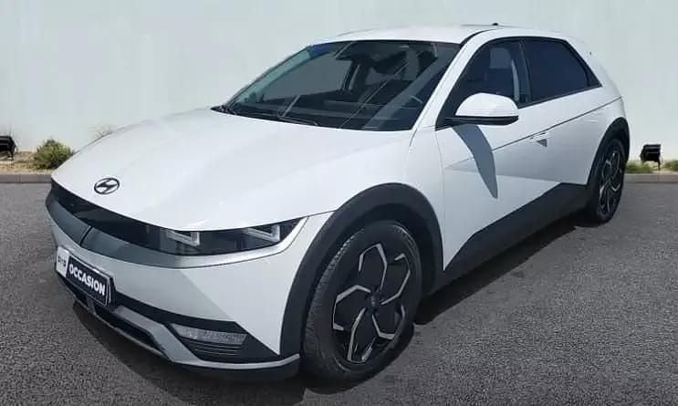 Branco Usado 2021 Hyundai Ioniq 6 Dynamiq Sedan | € 30.900 - Imagem 1/4