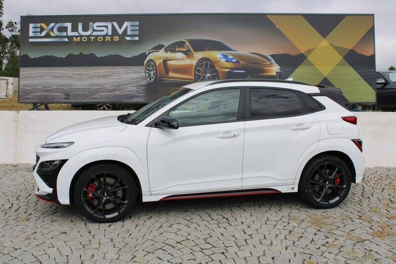 Branco Usado 2021 Hyundai Kauai SUV | € 31.990 - Imagem 1/4