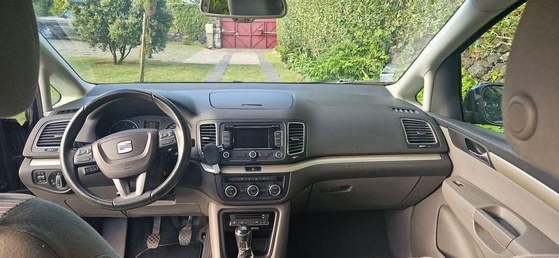 Usado Seat Alhambra Reference 140 HP (102 kW) 2013 Monovolume