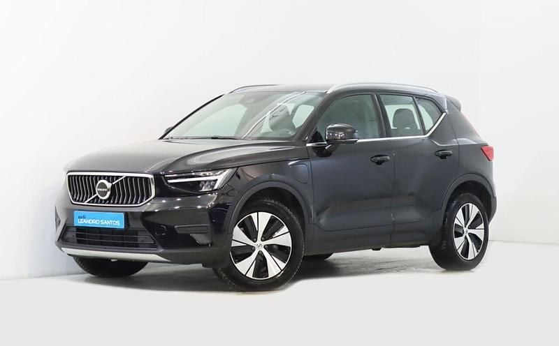 Preto Usado 2022 Volvo XC40 SUV | € 31.500 (Preço justo) - Imagem 1/2