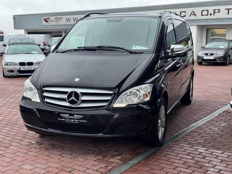 Preto Usado 2013 Mercedes Vito Monovolume | € 19.900 - Imagem 1/4