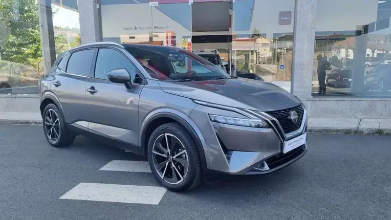 Cinza escuro Usado 2023 Nissan Qashqai Tekna+ SUV | € 36.990 (Caro) - Imagem 1/4