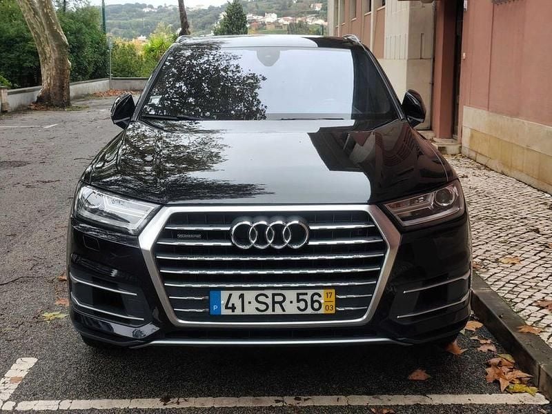 Usado 2017 Audi Q7 S-Line SUV | € 35.500 - Imagem 1/4