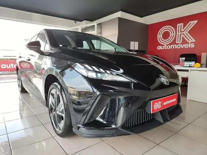 Usado MG MG4 EV Comfort 150 kW (204 HP) 2024 Preto Citadino