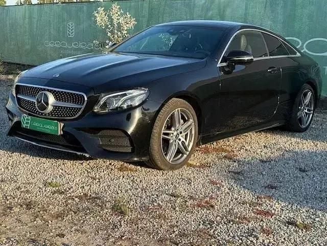Usado Mercedes E220 AMG line 194 HP (142 kW) 2017 Preto Coupé