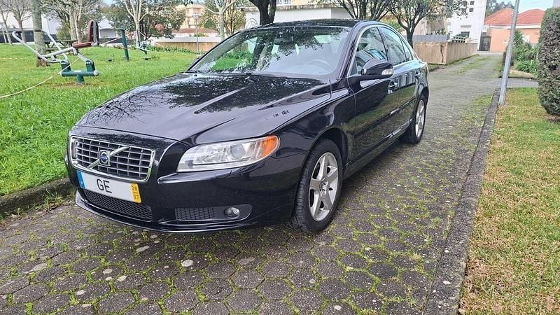 Usado Volvo S80 136 HP (100 kW) 2008 Sedan
