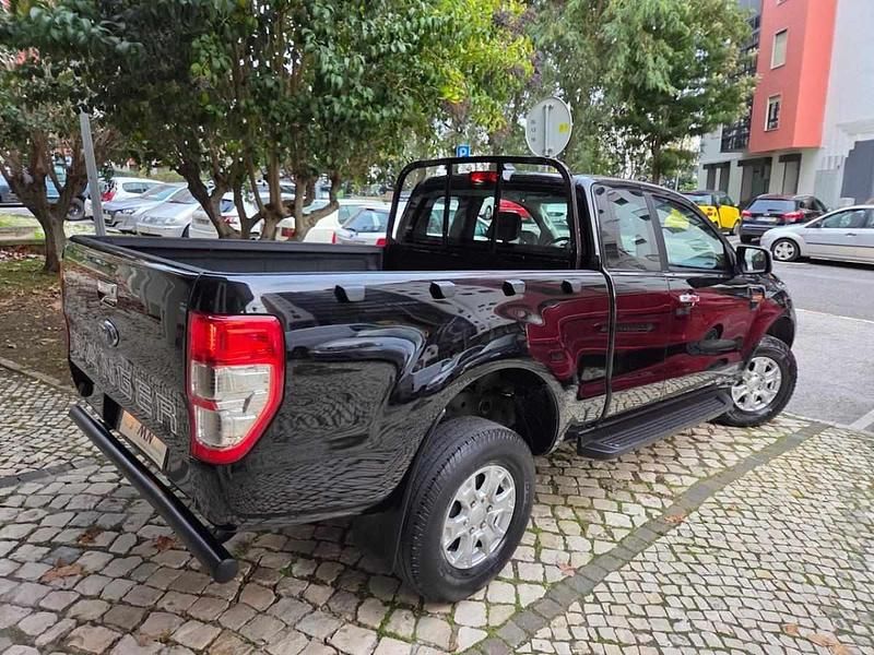 Usado Ford Ranger XLT 170 HP (125 kW) 2021 Preto Pickup