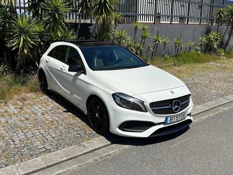 Branco Usado 2016 Mercedes A180 | € 17.450 (Preço justo) - Imagem 1/4