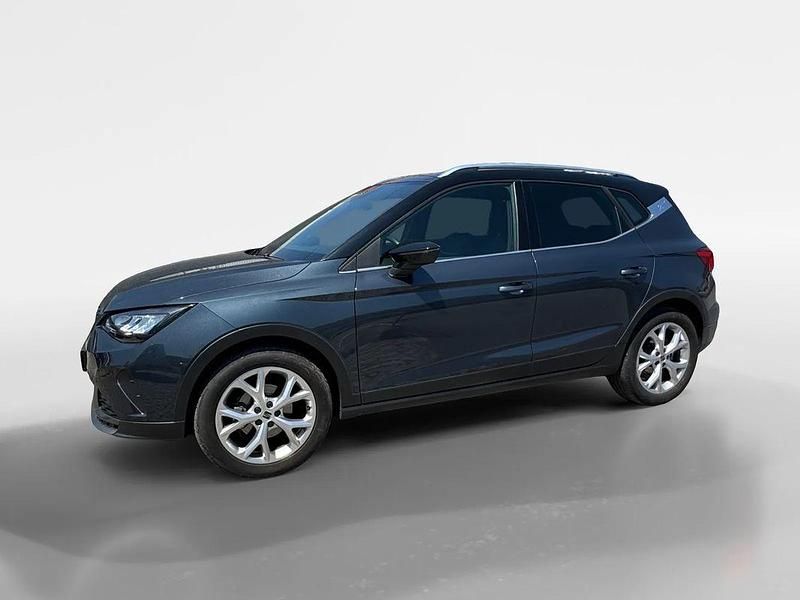 Cinza Usado 2022 Seat Arona FR SUV | € 17.490 (Preço justo) - Imagem 1/1