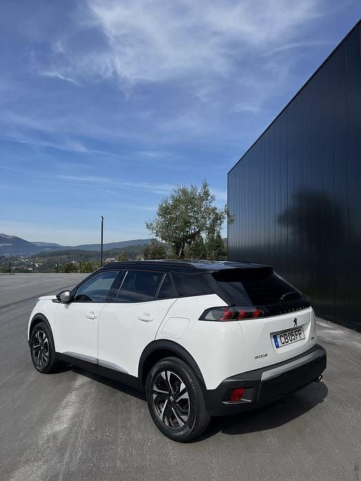 Usado Peugeot 2008 GT-line 100 HP (73 kW) 2020 SUV