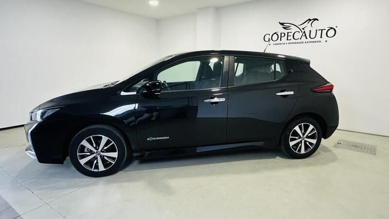 Usado Nissan Leaf Acenta 110 kW (150 HP) 2019 Preto Citadino