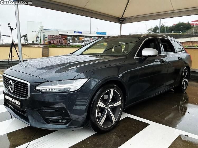 Usado Volvo V90 R-Design 190 HP (139 kW) 2018 Cinza Carrinha