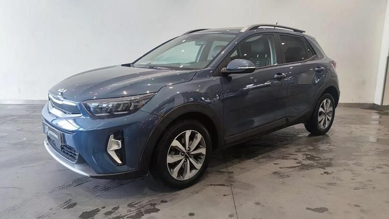 Azul Usado 2023 Kia Stonic SUV | € 18.750 (Preço elevado) - Imagem 1/4