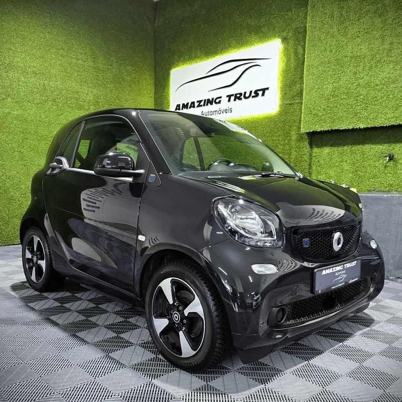 Preto Usado 2019 Smart ForTwo Electric Drive Prime Coupé | € 11.950 (Preço justo) - Imagem 1/4