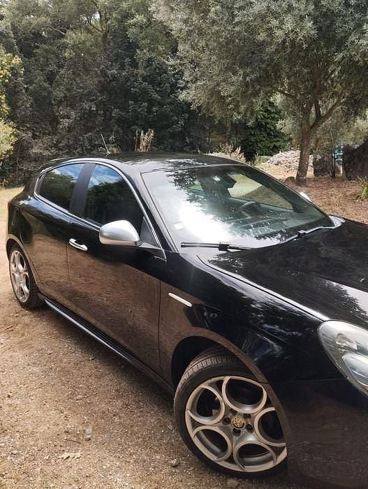 Usado 2010 Alfa Romeo Giulietta Citadino | € 8.000 (Bom preço) - Imagem 1/4