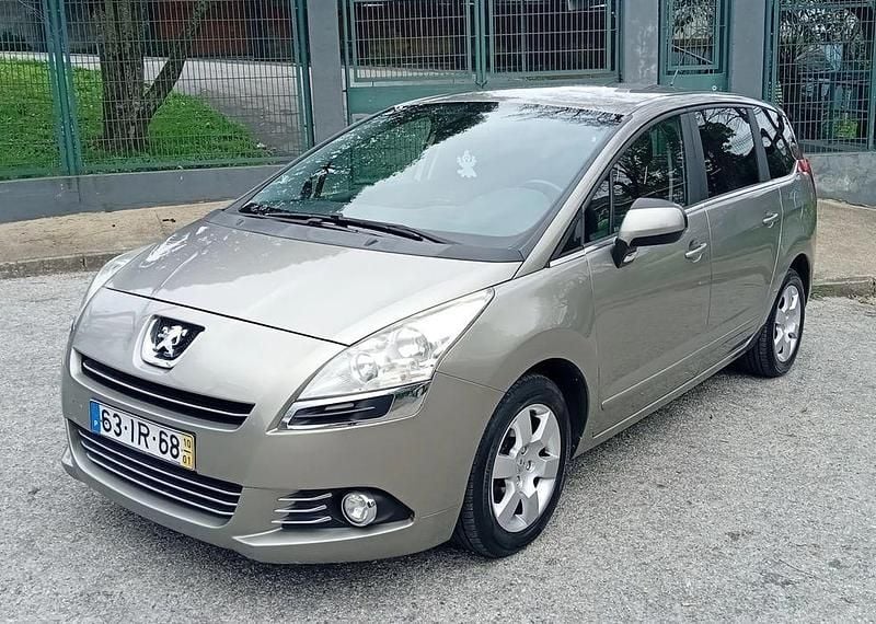 Usado Peugeot 5008 2010 Monovolume
