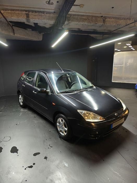 Usado 2002 Ford Focus Sedan | € 1.000 (Preço justo) - Imagem 1/4