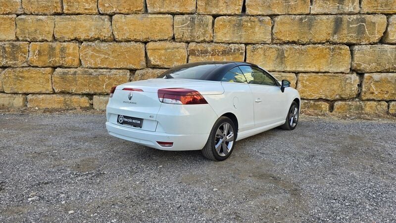 Usado Renault Mégane Cabriolet 110 HP (80 kW) 2013 Branco Cabrios