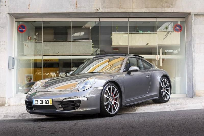 Cinzento Usado 2014 Porsche 991 | € 115.000 - Imagem 1/4