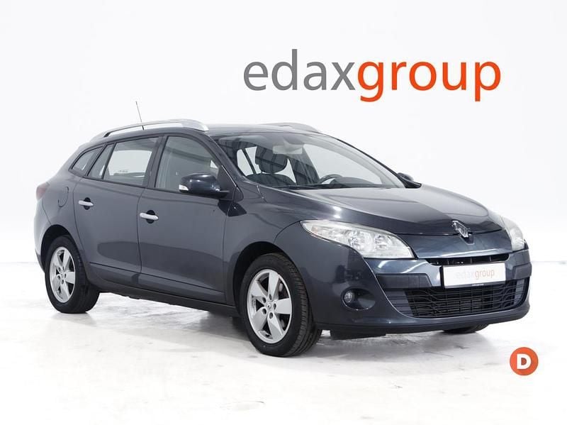Cinzento Usado 2010 Renault Mégane III Carrinha | € 2.990 (Super Preço) - Imagem 1/4